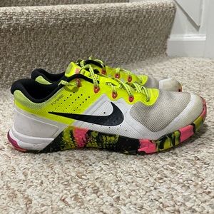 Nike Metcon 2, Women’s size 8, Multicolor
